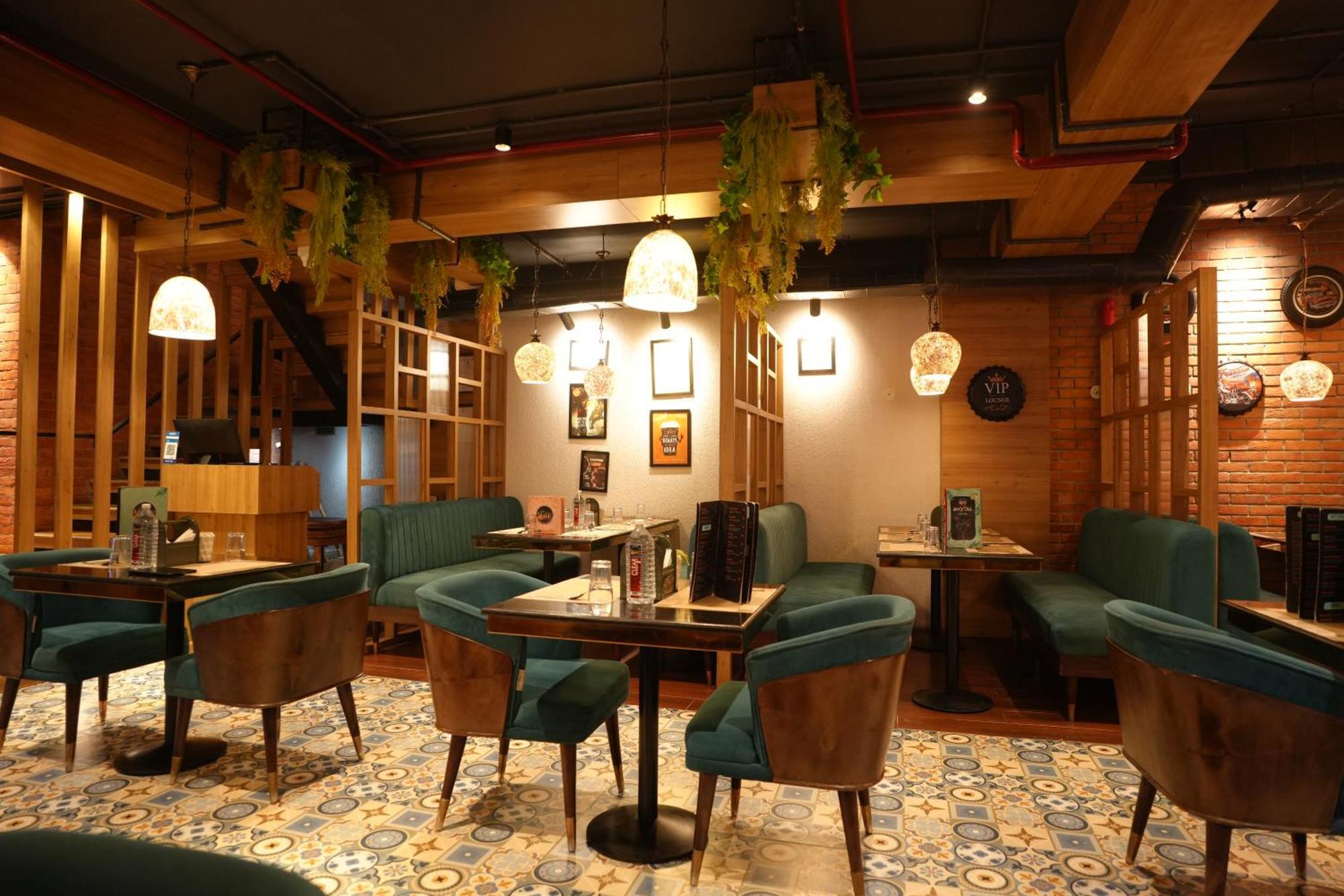Hotel Silkhouse Premier Danapur Exterior photo